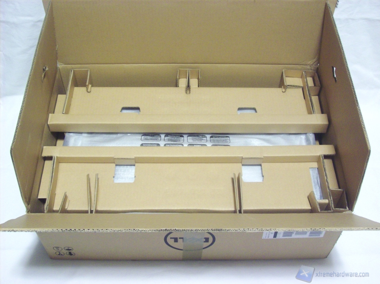Dell U2713HM Box 03
