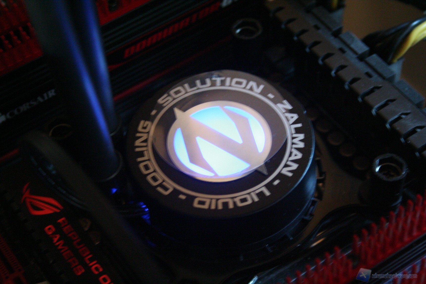 00004 ZALMAN LQ320